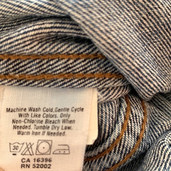 DKNY Vintage Jean Jacket Dark Stonewash Sandblast Wash Women’s Small Petite - Picture 7 of 8